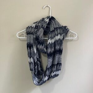 Women’s Infinity Scarf One Size